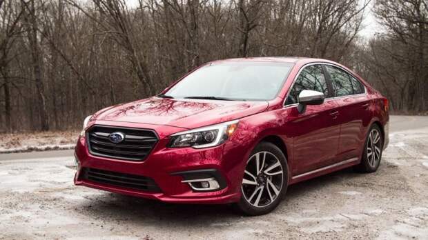 Полноприводный седан Subaru Legacy шестого поколения. | Фото: cnet.com.