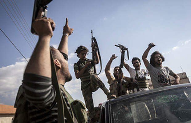 Бойцы сирийской оппозиции 