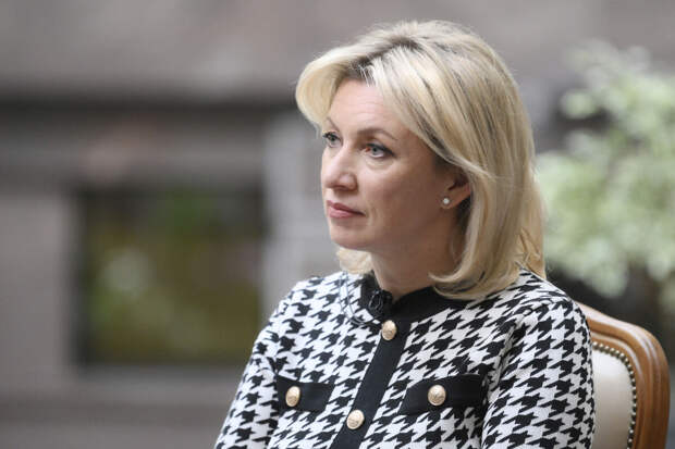 Захарова сравнила форум в Давосе с фестивалем абсурдистики