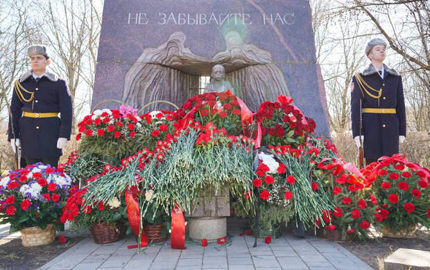 В Петербурге вспоминают Международный день освобождения узников фашистских лагерей