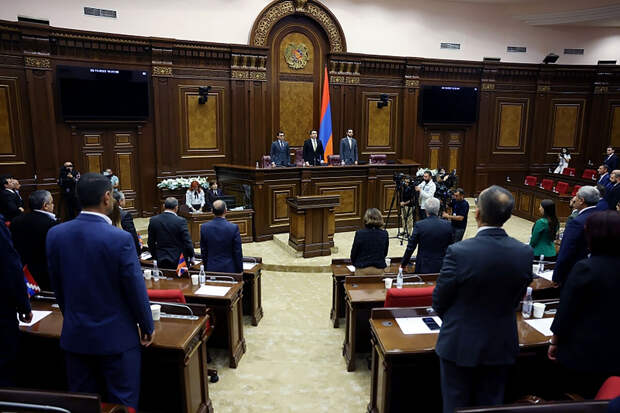 ТАСС: оппозиция в Армении готова отказаться от депутатских мандатов