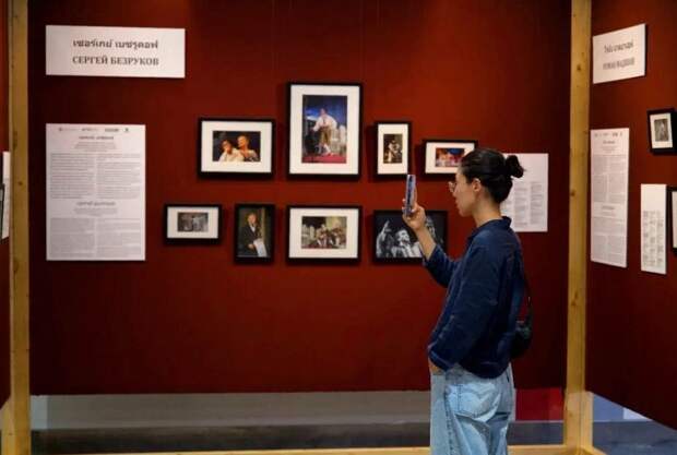 Бахрушинский музей представил выставку на фестивале в Таиланде