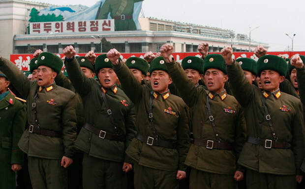 Северная Корея испытала модернизированный двигатель ракеты, способной достичь США