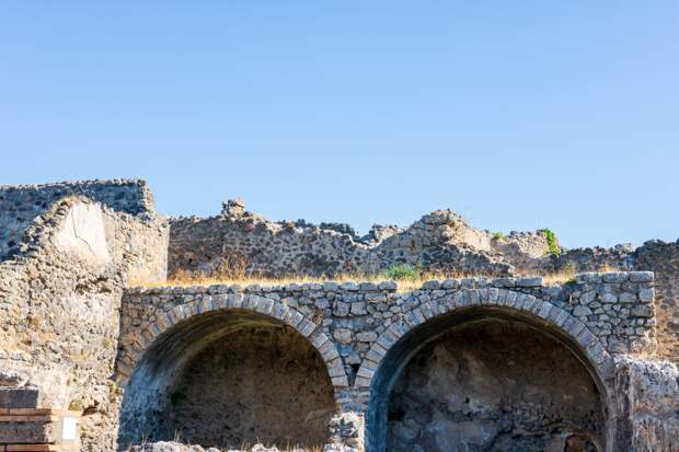 На раскопках в Помпеях нашли редкий артефакт из Египта