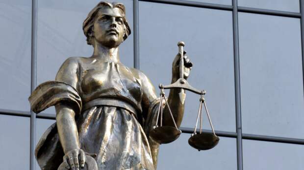 Суд в Петербурге арестовал замначальника дирекции РЖД по делу о взятке