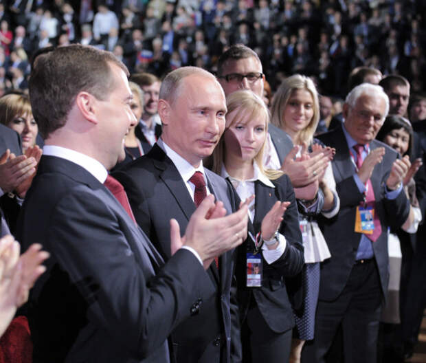 Владимир Путин принял участие в работе съезда Всероссийской политической партии «Единая Россия»