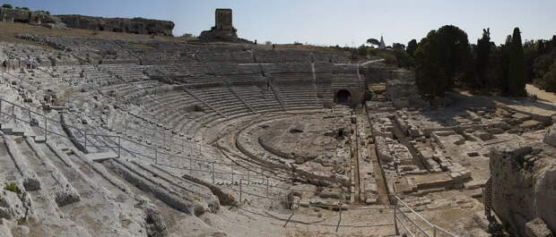 Греческий амфитеатр в Сиракузах — здесь своими зажигательными речами Агафокл завоёвывал популярность у народа - Нечестивец Агафокл | Warspot.ru