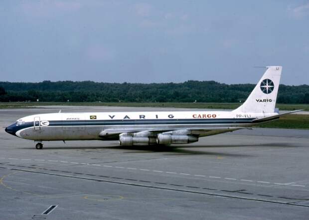 Boeing 707-320C авиакомпании VARIG, идентичный исчезнувшему. / Фото: www.wikipedia.org Boeing 707-320C авиакомпании VARIG, идентичный исчезнувшему. / Фото: www.wikipedia.org