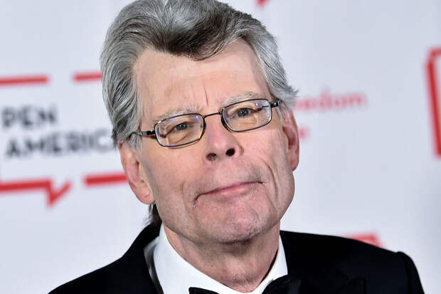 Издательство АСТ продлило права на книги  писателя Кинга, вышедшие до 2022 года