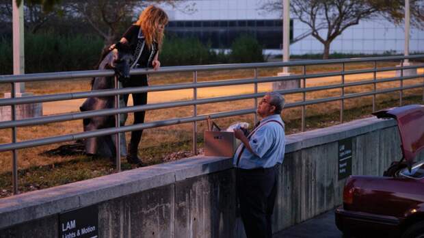 Natasha Lyonne as Charlie Cale, Luis Guzman as Raoul