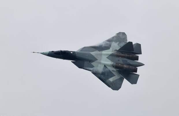Китайские эксперты усомнились в перспективах закупок российского истребителя пятого поколения Су-57 или экспортных модификаций на его основе индийской стороной