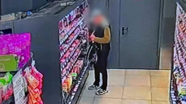 Барнаулец украл продукты / Фото: кадр из видео
