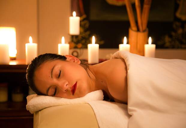 Подох в SPA-салон или на сеанс массажа - тактильный язык любви Подох в SPA-салон или на сеанс массажа - тактильный язык любви