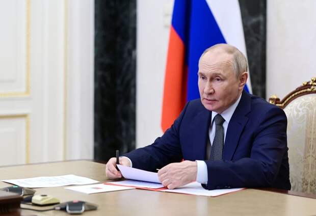 Путин: и нынешнее, и будущие поколения должны противостоять расизму и ксенофобии