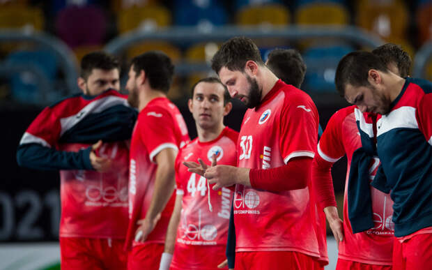 Экс-тренер оценил шансы сборной России выйти в плей-офф ЧЕ по гандболу