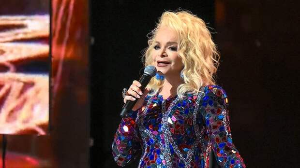 Судебные приставы начали исполнительное производство по выселению Долиной.