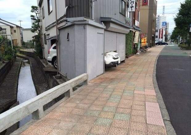 Когда ты живёшь в Японии, но очень-очень хочешь иметь свой гараж