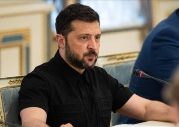 Зеленский объявил о возобновлении поставок из США и пообещал «кадровые выводы» Зеленский объявил о возобновлении поставок из США и пообещал «кадровые выводы»