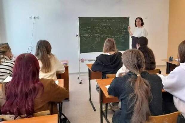 В Тамбовской области выбирают лучшего "Мастера года" среди педагогов колледжей