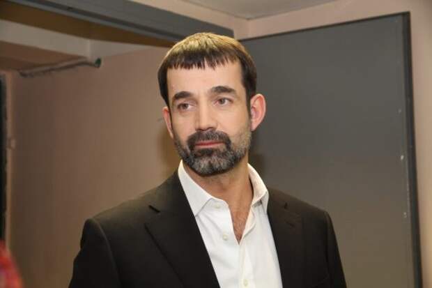 Дмитрий Певцов