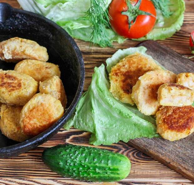 Картофельные котлеты с зелёным горошком. \ Фото: gogole.com. Картофельные котлеты с зелёным горошком. \ Фото: gogole.com.