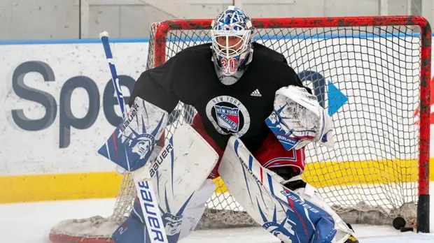 Вратарь «Вашингтона» Лундквист сообщил о предстоящей открытой операции на сердце