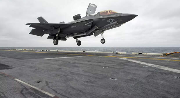 Недоделанные "Молнии". Почему F-35 останется самым неудачным истребителем