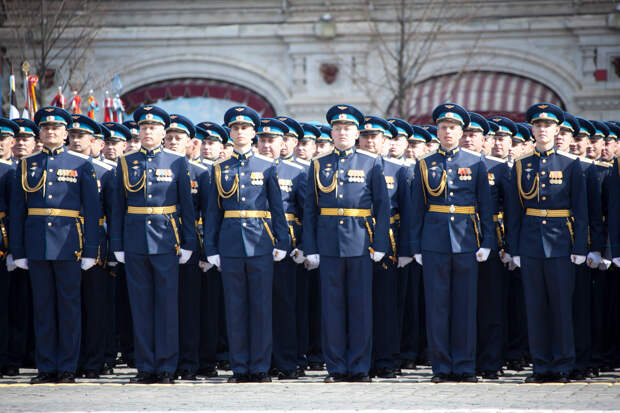 «Русская Планета» побывала на репетиции Парада Победы (фотоальбом)