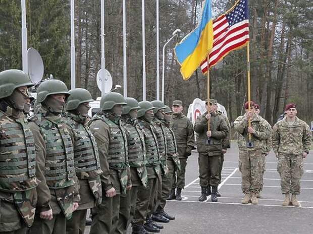 Украина разрешила НАТО тренировать солдат на своей территории