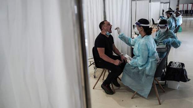 В Израиле все чаще заражаются COVID-19. Как власти борются с индийским штаммом?