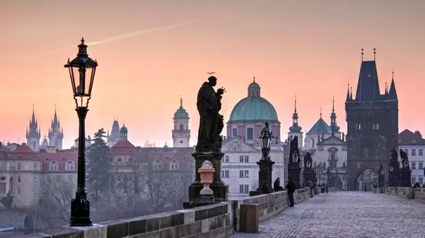 В Праге прошла акция протеста против ограничительных мер из-за коронавируса