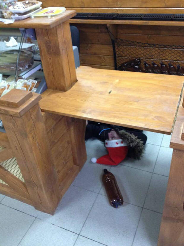 Устала на работе. Устала на работе.