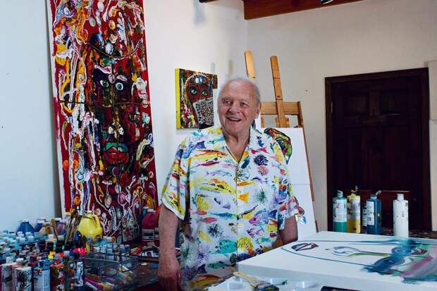 83-летний Хопкинс зажигательно станцевал с Хайек после победы на «Оскаре»