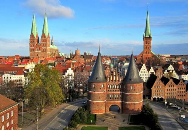 Любек. 10 самых красивых городов Германии. Интересные города Германии, которые обязательно стоит посетить. Фото с сайта NewPix.ru