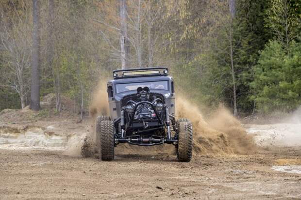 Хот-род Dodge Coupe 1932 для улиц и бездорожья в стиле Безумного Макса dodge, авто, автомобили, внедорожник, кастом, кастомайзинг, самоделка, хот-род