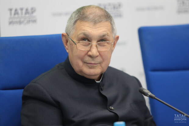 Рифкат Минниханов предложил обсудить международный статус премии Тукая через 10 лет