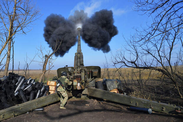 МО РФ: группировка "Днепр" уничтожила два танка и британскую буксируемую гаубицу FН-70