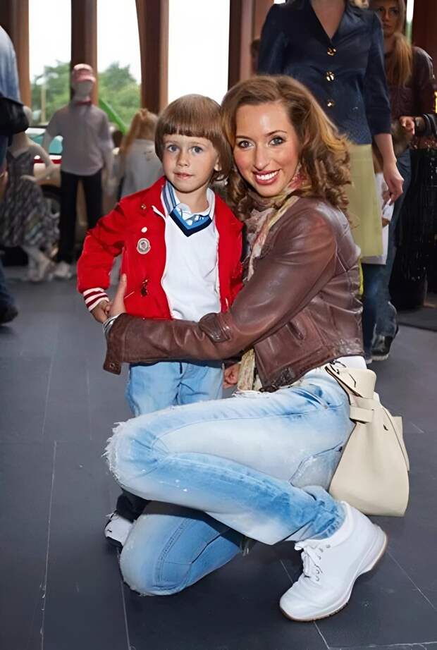 Ульяна Цейтлина с сыном. Ульяна Цейтлина с сыном.