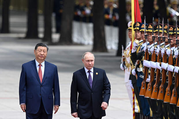 FT: у Вашингтона едва ли получится внести раскол в отношения Москвы и Пекина