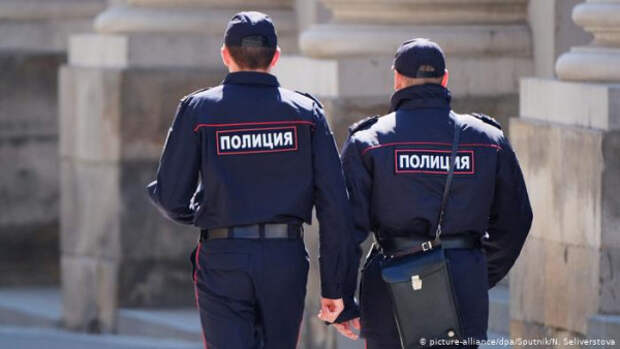 В Севастополе полицейские задержали подозреваемого в краже бытовой техники у матери