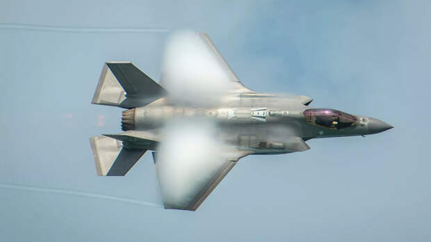Недоделанные "Молнии". Почему F-35 останется самым неудачным истребителем