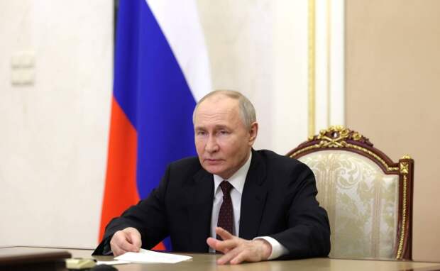 Путин напомнил о важности сохранения ответственного подхода в области бюджетной политики
