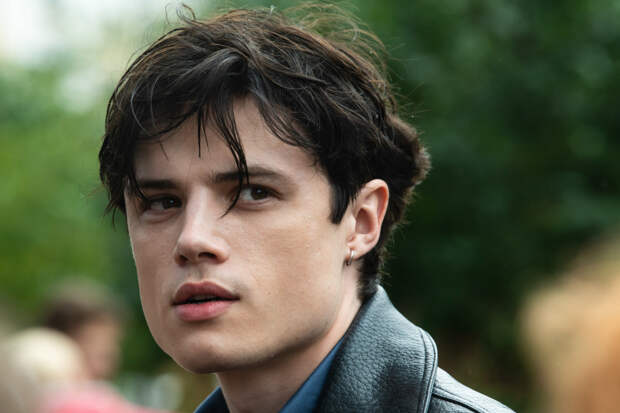 Звезда хитового фильма «Твое сердце будет разбито» ответил на хейт