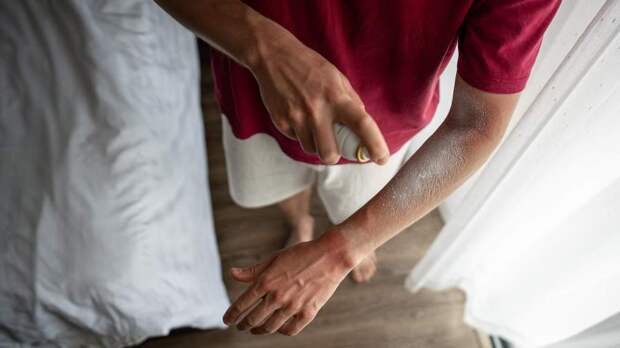 Жаркий прием: россияне стали чаще жаловаться на воспаление кожи из-за солнца