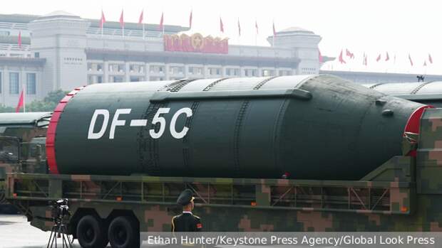 Китай показал военный кулак Америке