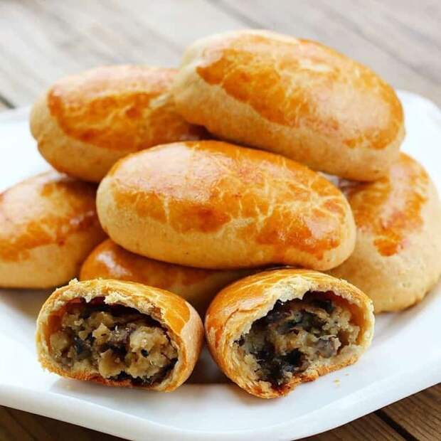 Пирожки с грибами