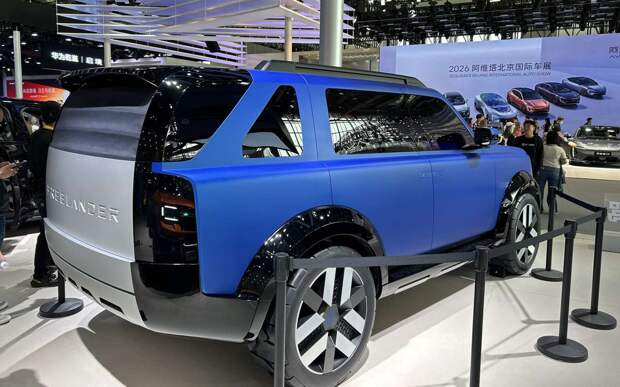 Новый Freelander показали в Китае — первое видео
