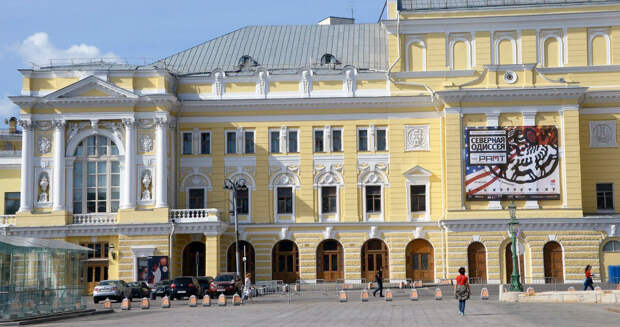 В РАМТе открылась мультимедийная выставка к 100-летию театра