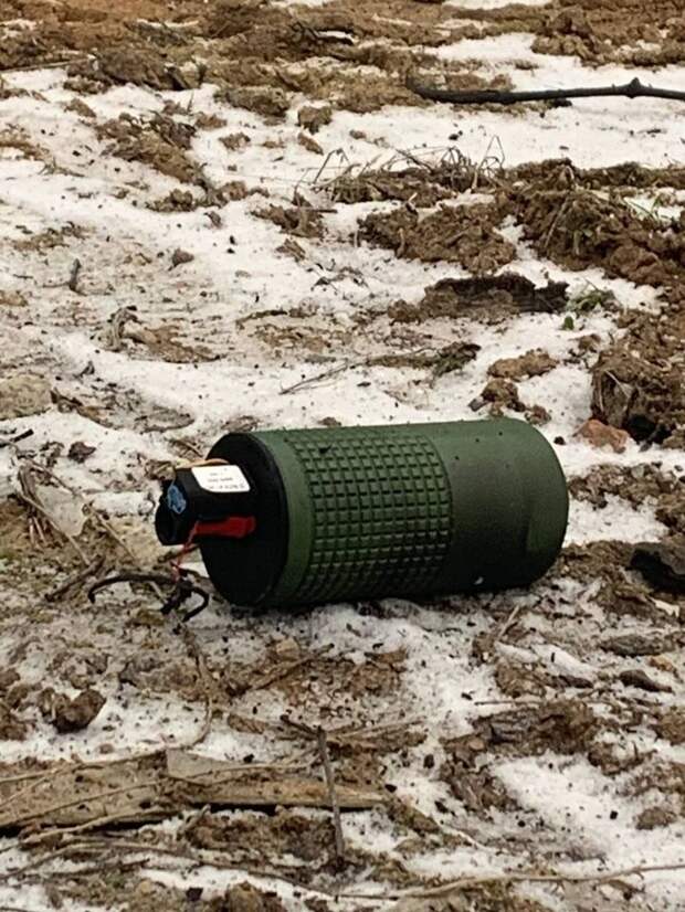 ВСУ сбросили снаряд с таймером на детскую площадку в Запорожской области