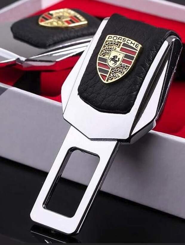 Зачем платить больше: Porsche Macan на базе китайского кроссовера (17 фото)